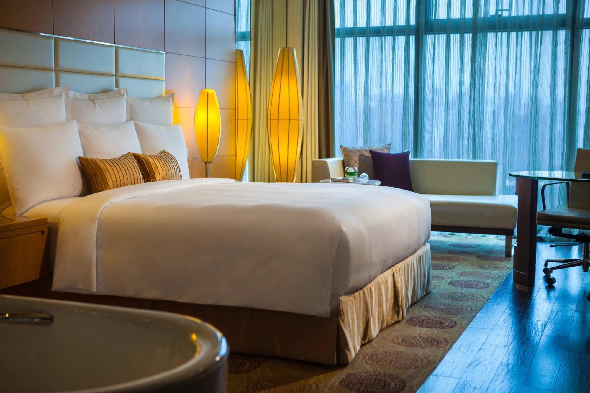 Renaissance Shanghai Putuo Hotel Esterno foto